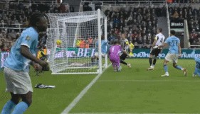 开云体育官方下载-联赛杯半决赛首回合：纽卡0比2曼城